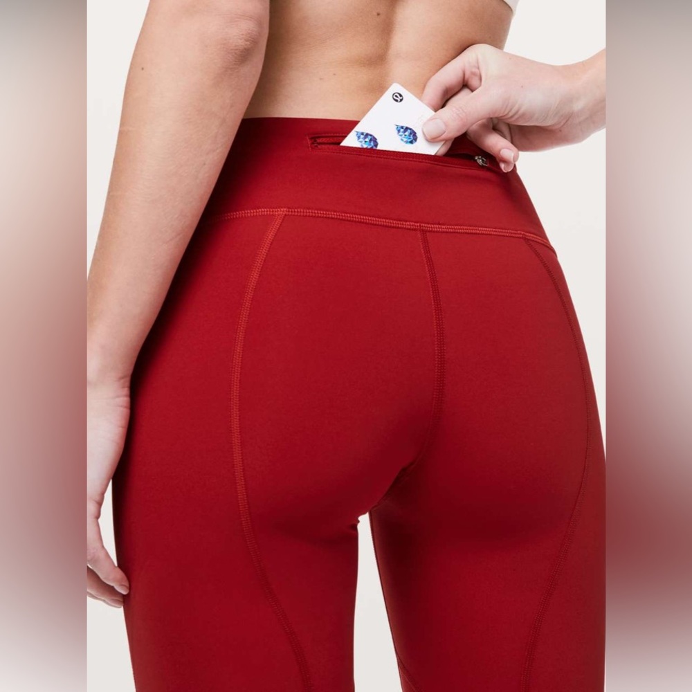 Lululemon Pace Rival Crop *22"
Dark Red Size 6